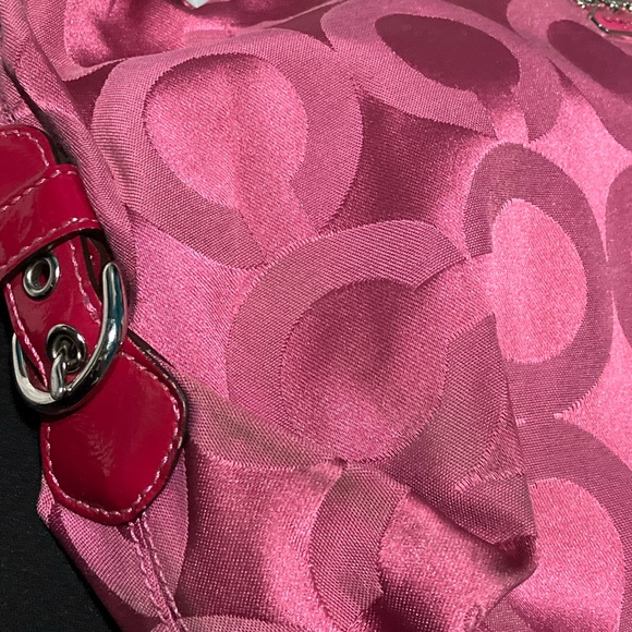 Coach Pink Shoulder Purse - Picture 3 of 16